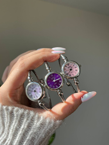 ساعت النگویی